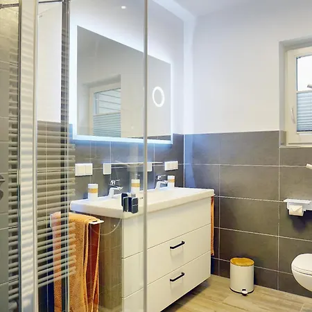Haus Seevogel - Schwalbe Apartamento Zingst